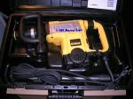 DeWalt D25831